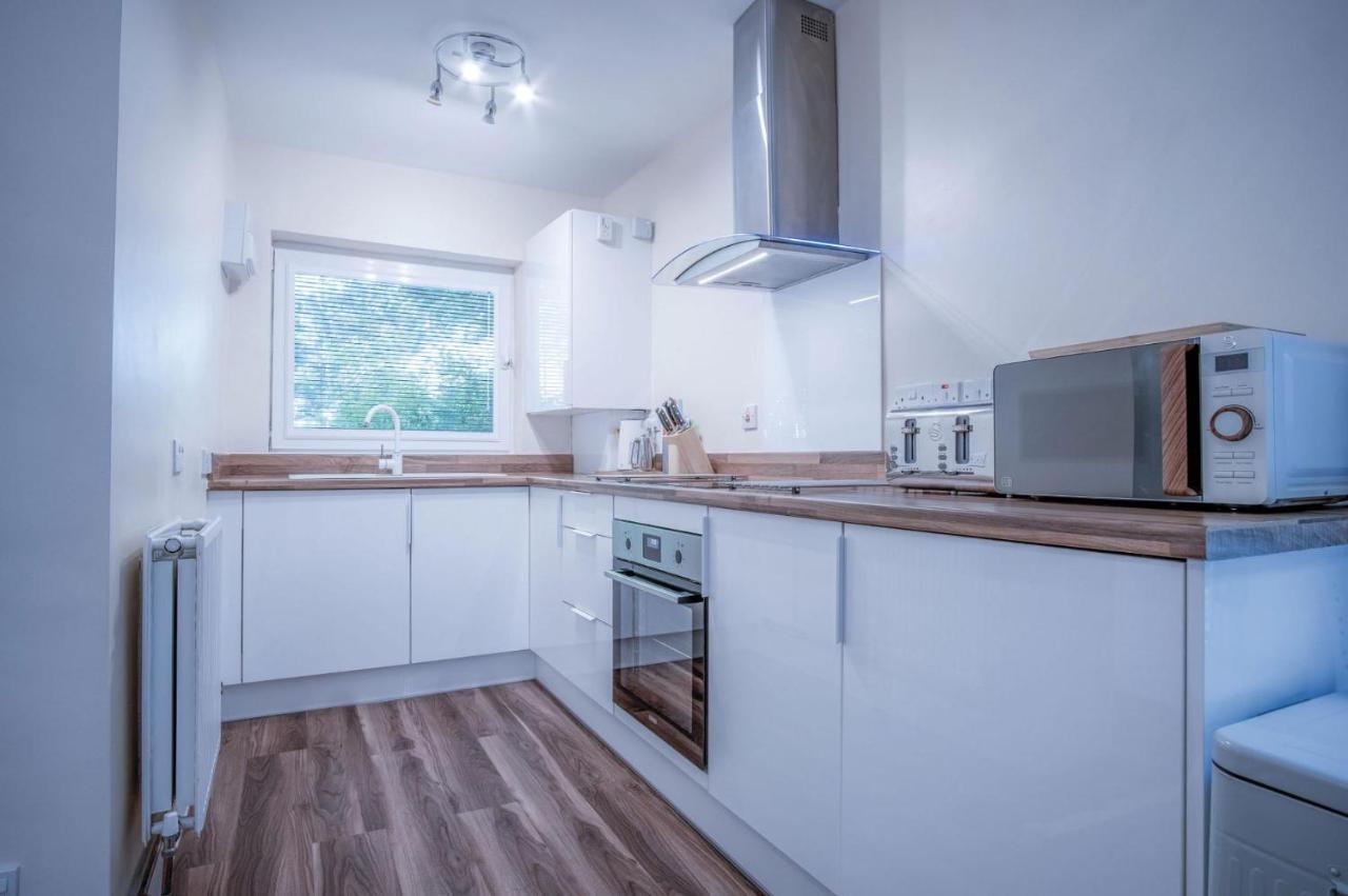 Croft Court - 1 Bedroom Apartment - Tenby Bagian luar foto