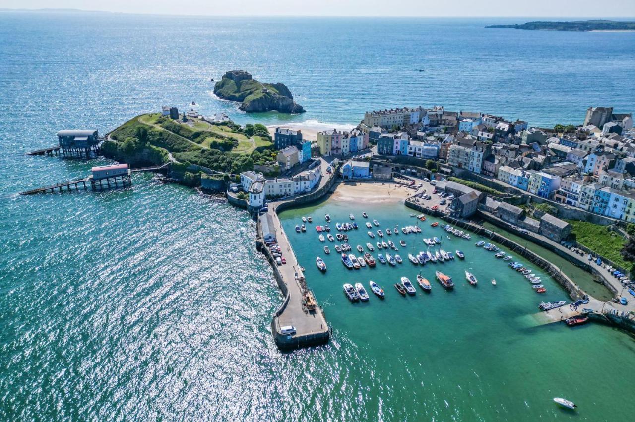 Croft Court - 1 Bedroom Apartment - Tenby Bagian luar foto